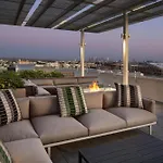Modern Luxury Oasis In Weho Hollywood Sign Views