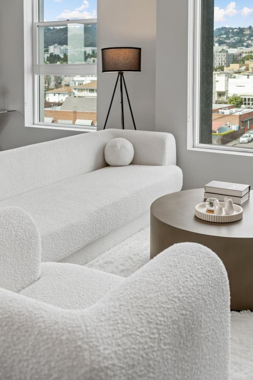 Modern Luxury Oasis In Weho Hollywood Sign Views Apartment