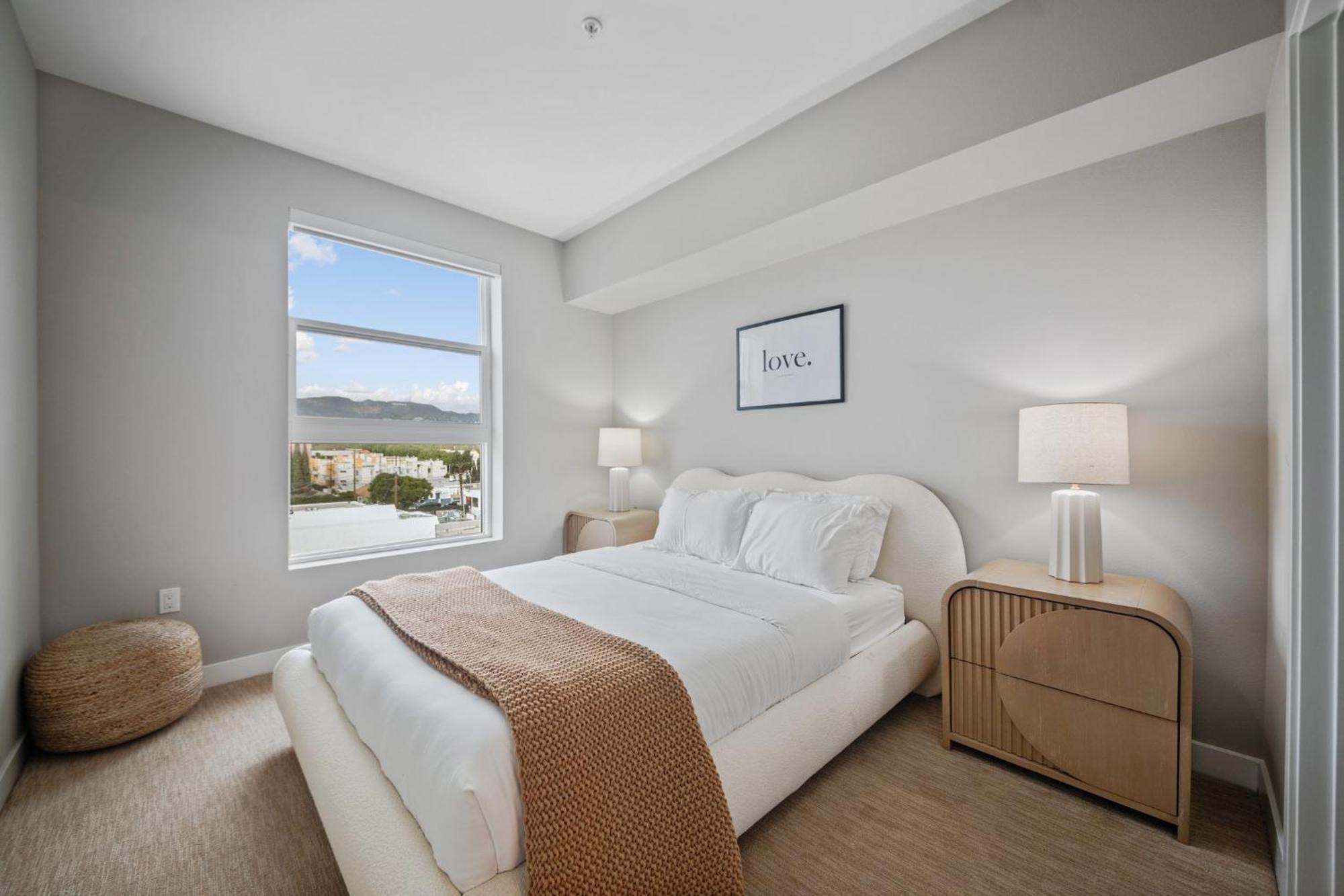 Apartment Modern Luxury Oasis In Weho Hollywood Sign Views *
