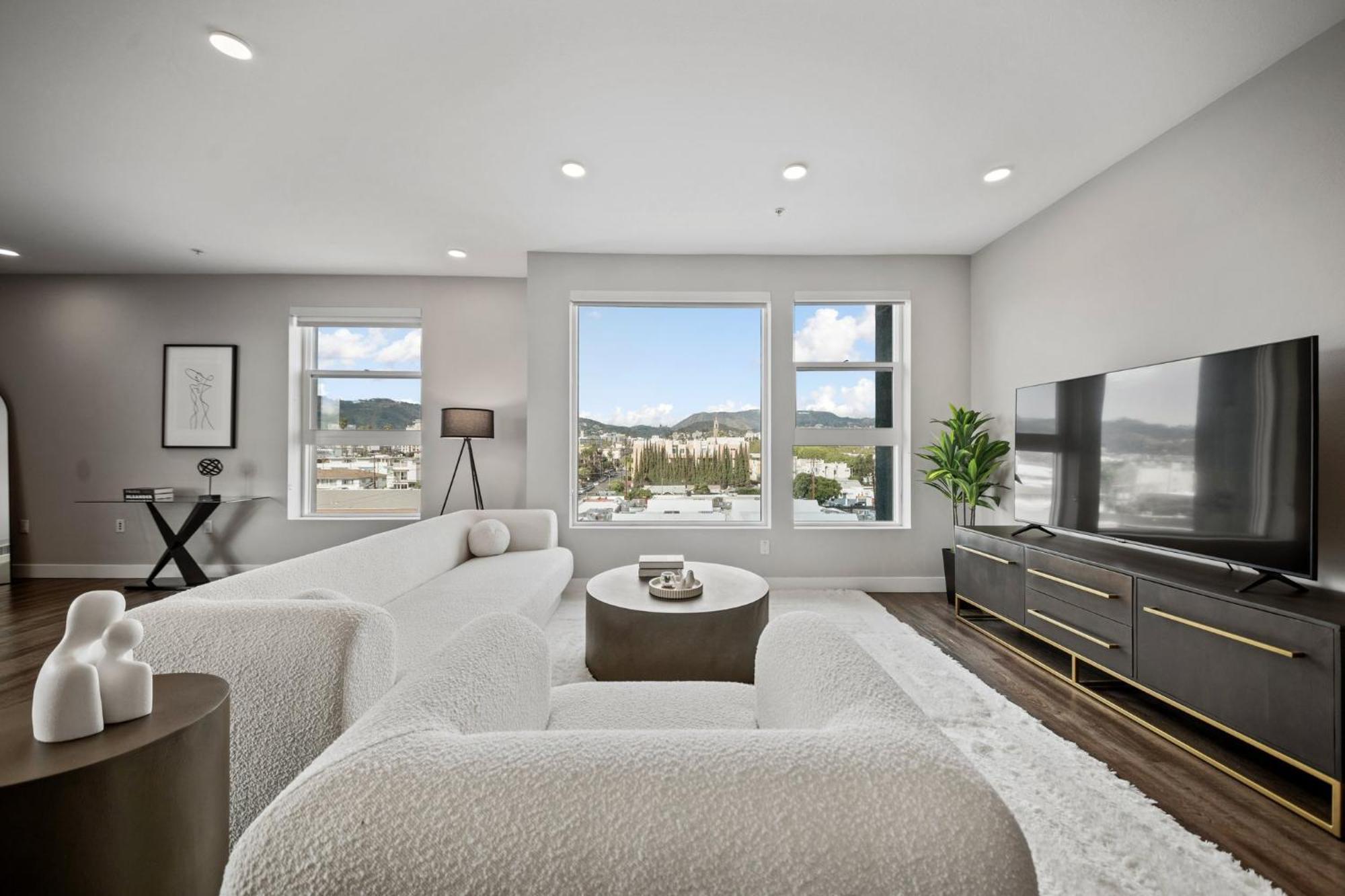 Apartment Modern Luxury Oasis In Weho Hollywood Sign Views