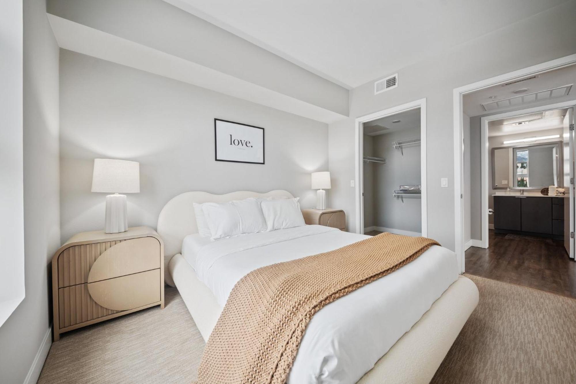 Apartment Modern Luxury Oasis In Weho Hollywood Sign Views Los Angeles