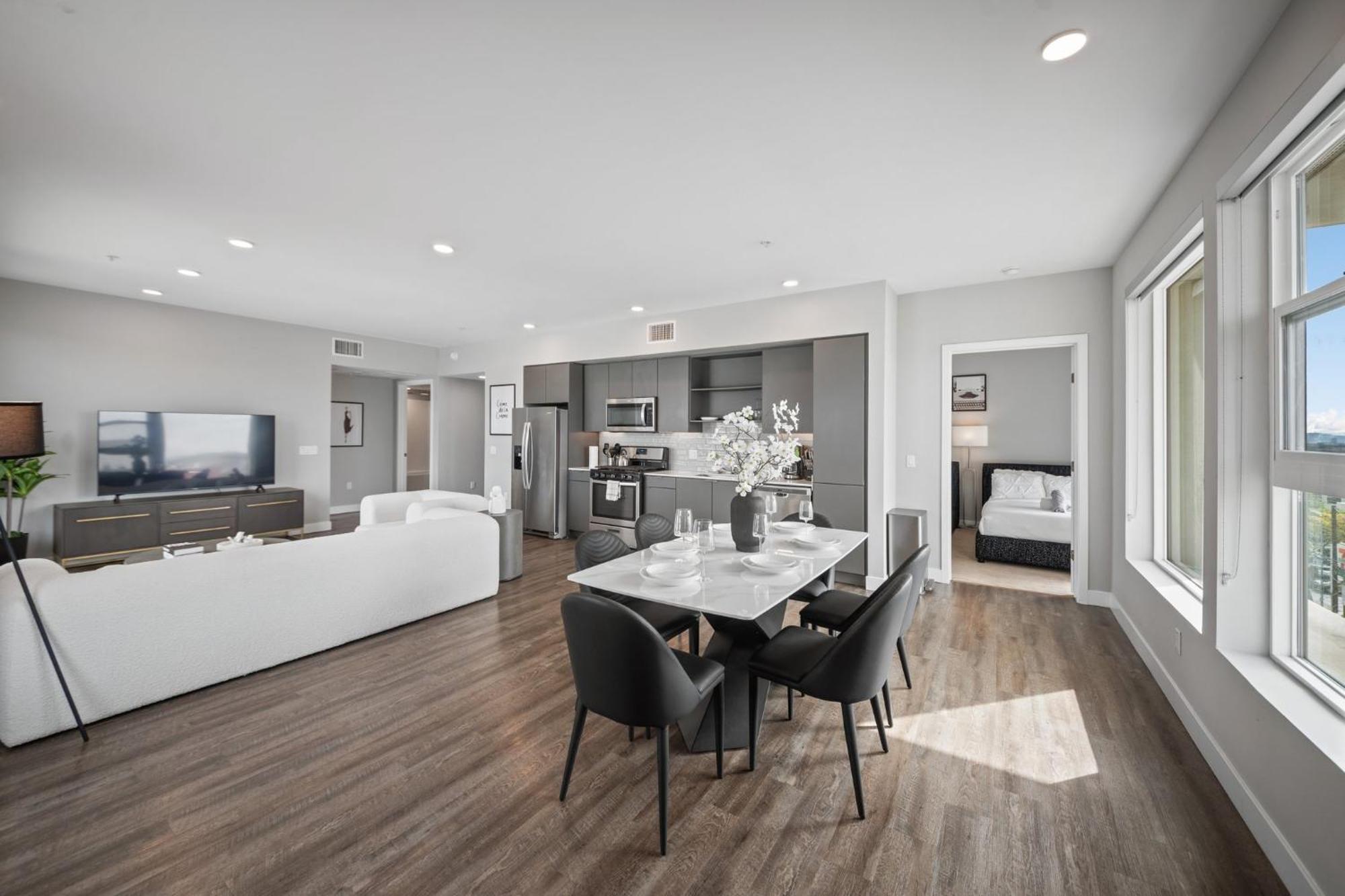 Modern Luxury Oasis In Weho Hollywood Sign Views Apartment Los Angeles