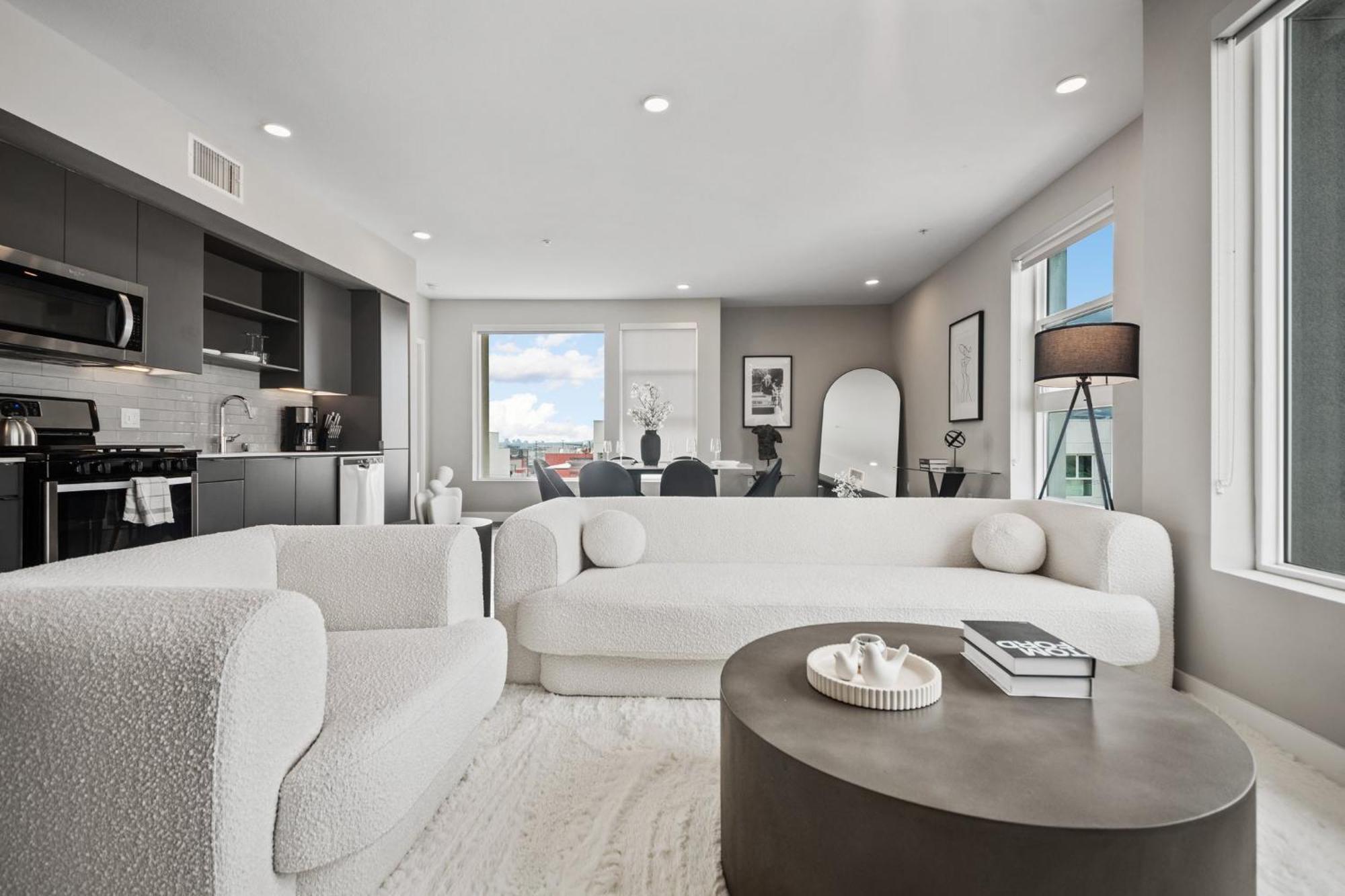 Modern Luxury Oasis In Weho Hollywood Sign Views Apartment *