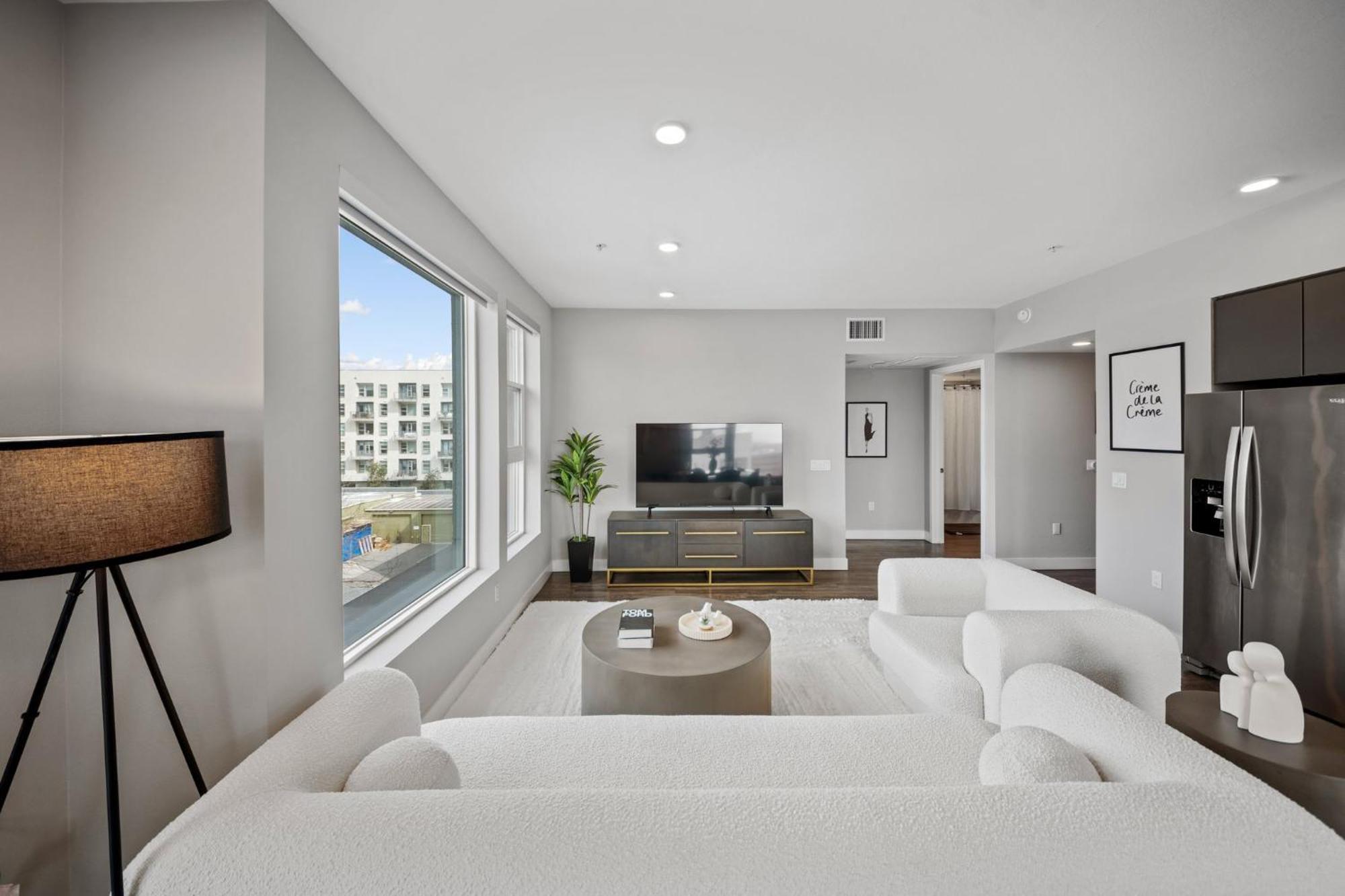 Modern Luxury Oasis In Weho Hollywood Sign Views Apartment Los Angeles